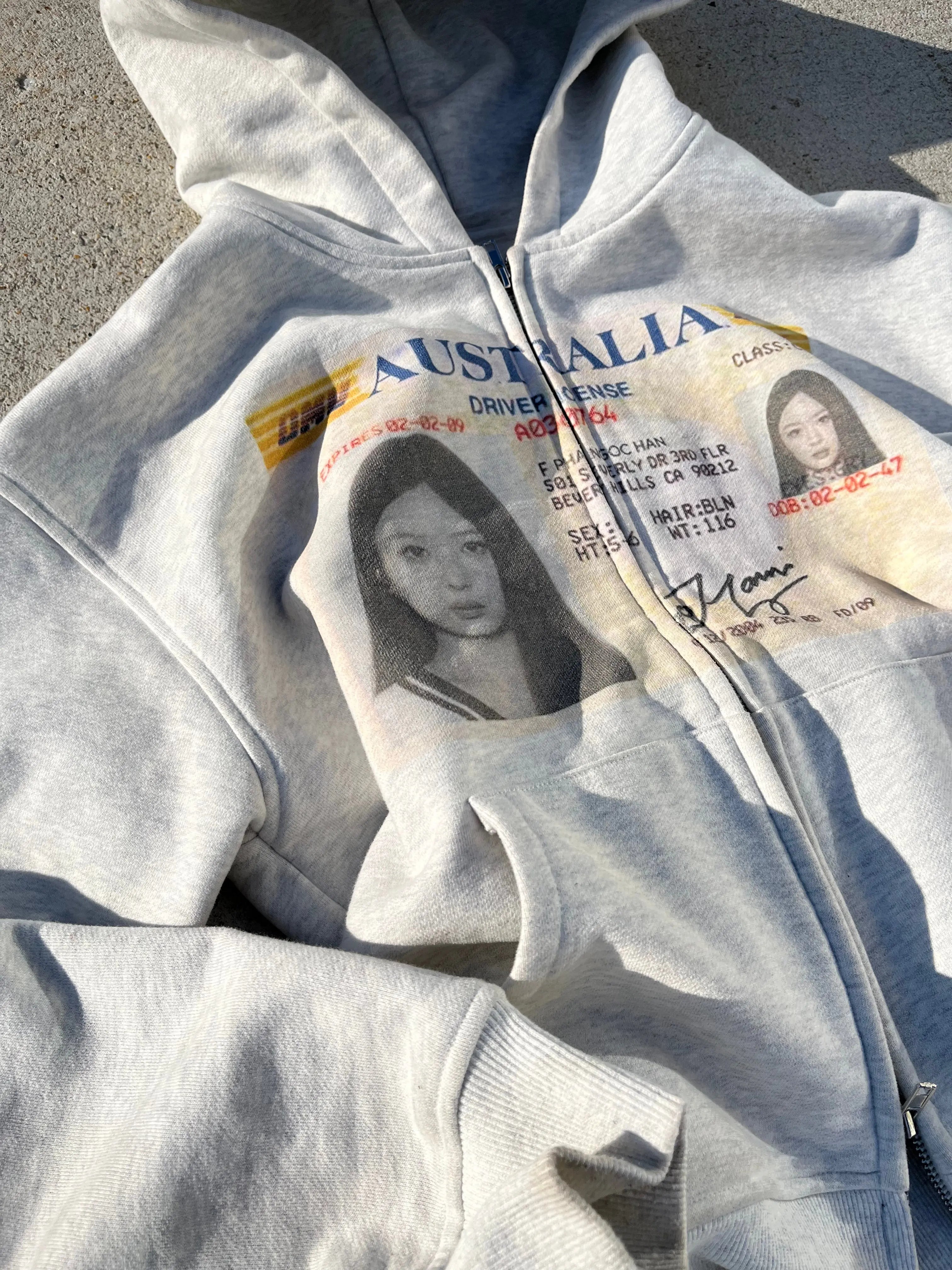 HANNI 'NEWJEANS' ID Zip up byjovials
